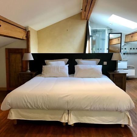 Domaine De La Sabliere Bed & Breakfast Thiviers ภายนอก รูปภาพ