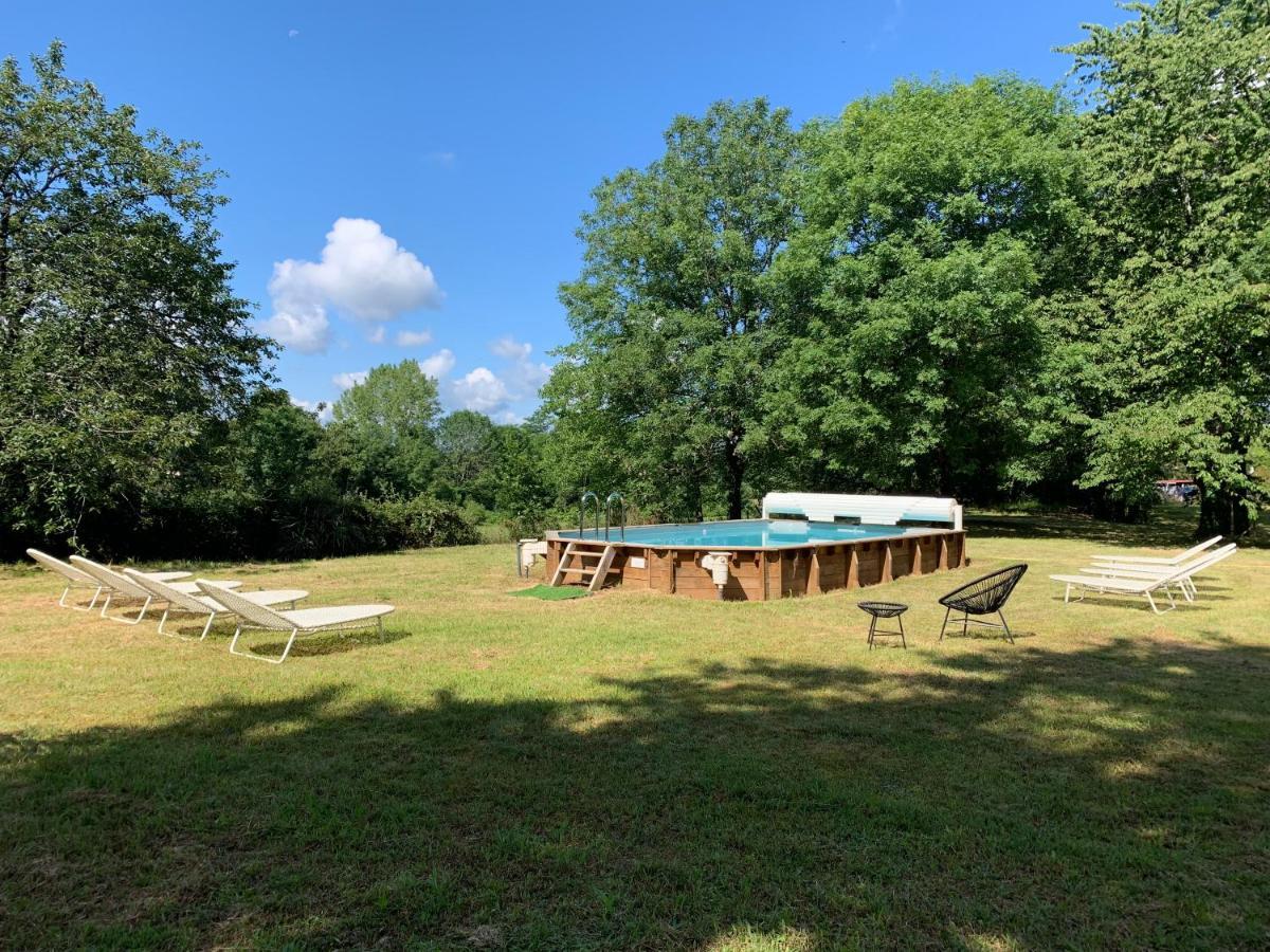 Domaine De La Sabliere Bed & Breakfast Thiviers ภายนอก รูปภาพ