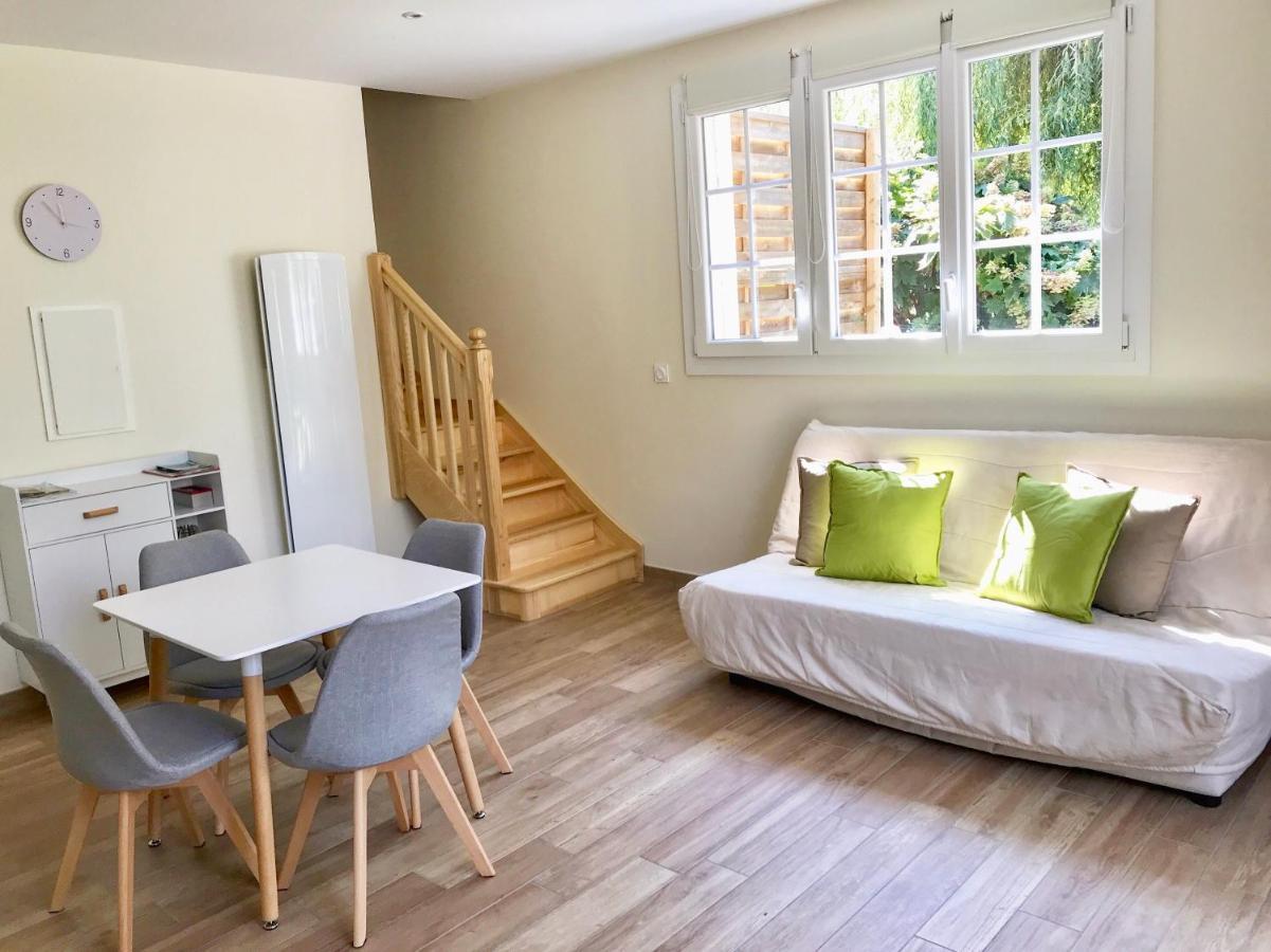 Domaine De La Sabliere Bed & Breakfast Thiviers ภายนอก รูปภาพ
