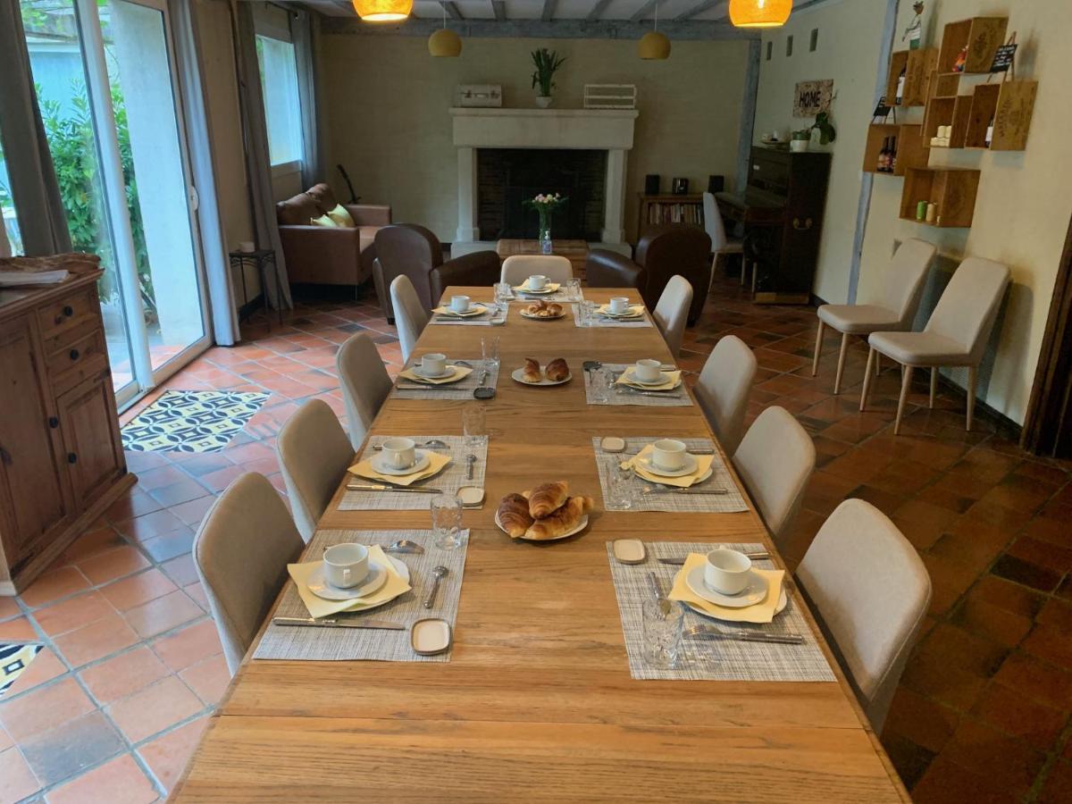 Domaine De La Sabliere Bed & Breakfast Thiviers ภายนอก รูปภาพ