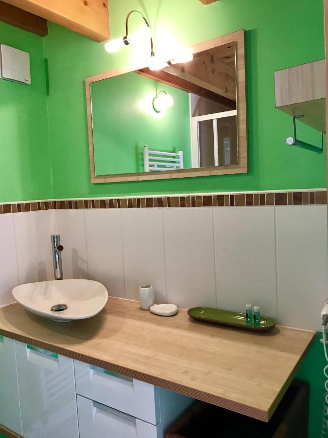Domaine De La Sabliere Bed & Breakfast Thiviers ภายนอก รูปภาพ