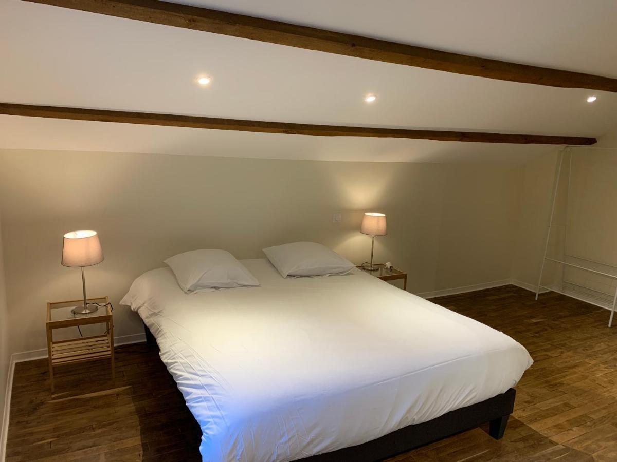 Domaine De La Sabliere Bed & Breakfast Thiviers ภายนอก รูปภาพ